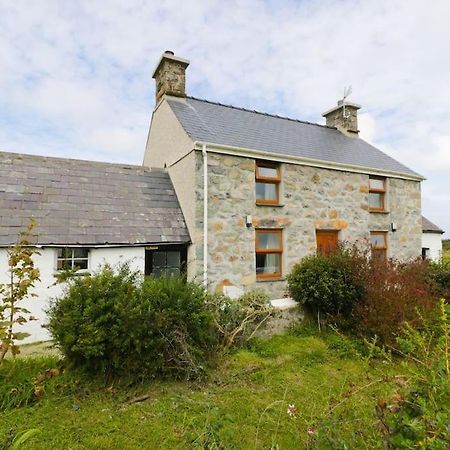 Ty Rhos, Farm Stay, Sleeps 4, Rhoshirwaun 2 Miles From Aberdaron Kültér fotó